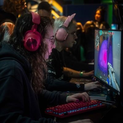 kodissvlr's profile picture. Very gay

pp by @raphael_vlr