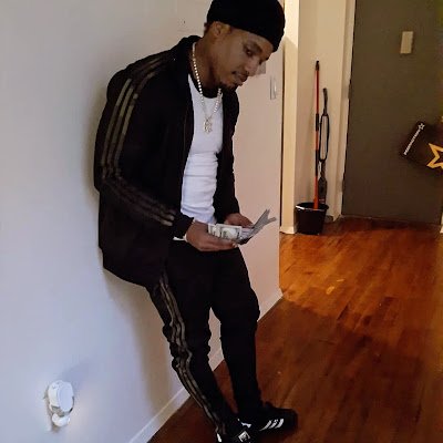 c.e.o. Loaf Lyfe music, c.e.o. L.i.t t y for kids non profit org.. Artist and musician also a father of 4. omo chango, as'e to all the true and living askaris