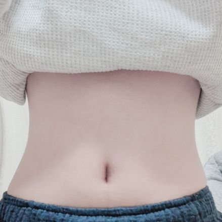 07 ♀│へそ出しが好きなJK✨│可愛いおへそを見たい、誰かにおへそを見られたい触られたい🤭│不定期でへそ出しの写真をあげます😊