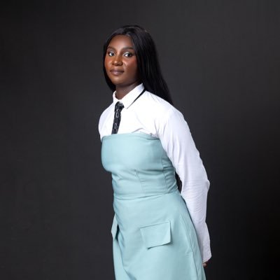 raewatsonn's profile picture. Reader|| Creative writer||Foodie||Fc Real Madrid||MUFC||Plant Biologist ||Benz lover. chica buena