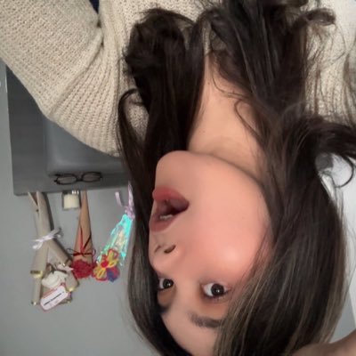 leonisarahh's profile picture. everything is temporary here 🏹🪩