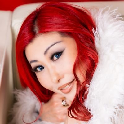 BOO10216758's profile picture. のど自慢で合格しました!　
ミュージックバンカー所属アーティスト
FM西東京パーソナリティー
YouTube https://t.co/JIjcvJffgA
TikTok https://t.co/ynFfUNNgKR
Instagram https://www.instagram