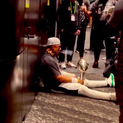 petersportsfan's profile picture. Philly 5 for 5 | #FlyEaglesFly