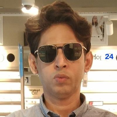 Sports Buff|Wayfarer|🌍Cinephile|PoliticsAficionado|Pluviophile☔|Collector of Books,Moments,& Good Vibes.#भोजपुरिया
ॐ ☬ † ☪︎ सर्वधर्म समभाव