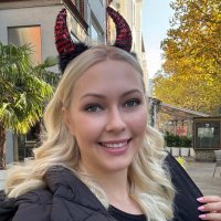 Anna Star (@therealannastar) 's Twitter Profile