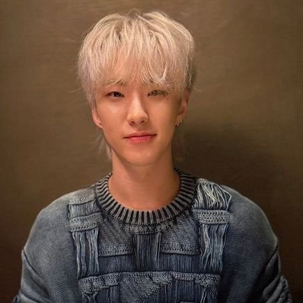 xyzbca_aa's profile picture. 17y/o
Yapper
SEVENTEEN CARAT