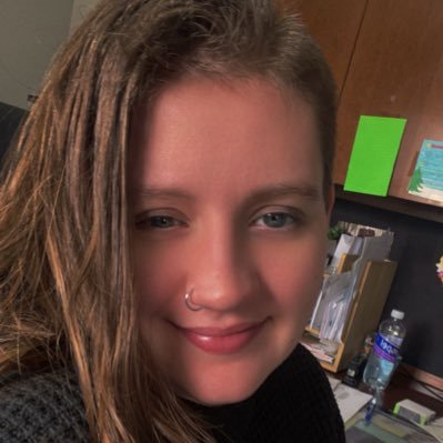 Dany_Dancer18's profile picture. a girl who can cook in a cute lil Subaru 🫶