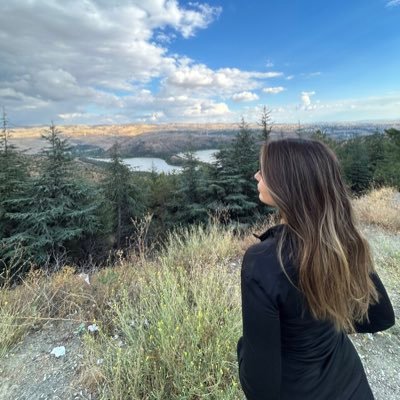 giizak's profile picture. no reflection