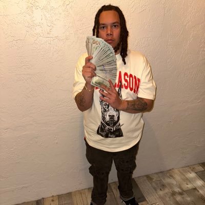 #LONGLIVEPOPS💯🙏🏽🙌🏼 #LONGLIVELARRY🌹💯⚽️ #LONGLIVEDUKE🐐😈 IG: jimmy_swervoo