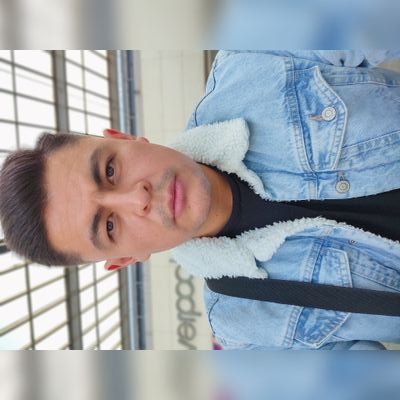 Recursos Humanos, Administrador de profesión, periodista por vocación.