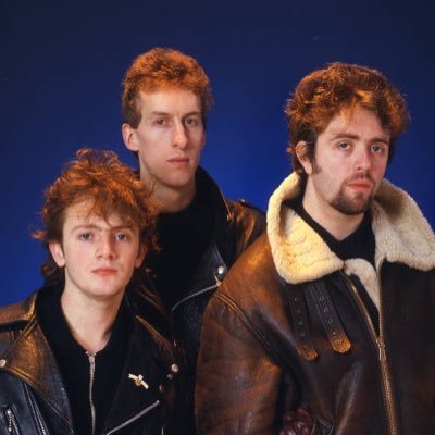 TheIcicleWorks's profile picture. Spend my time running around this town, Don't know if I'm up or down,Turning my back on another blue day @empiresend official info https://t.co/9gog1KjnuJ