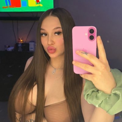 feet seller🦶👅💵 other content available dm me!