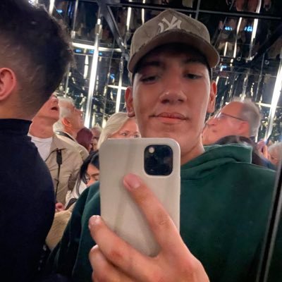 joshgaarcia's profile picture. 