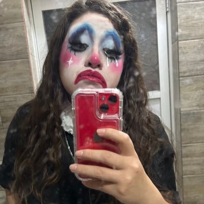 rosareavi's profile picture. 