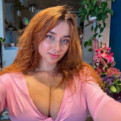 Communities account 💕More of me 👇🏻Do NOT dm me if u can't handle me ❤️🔥