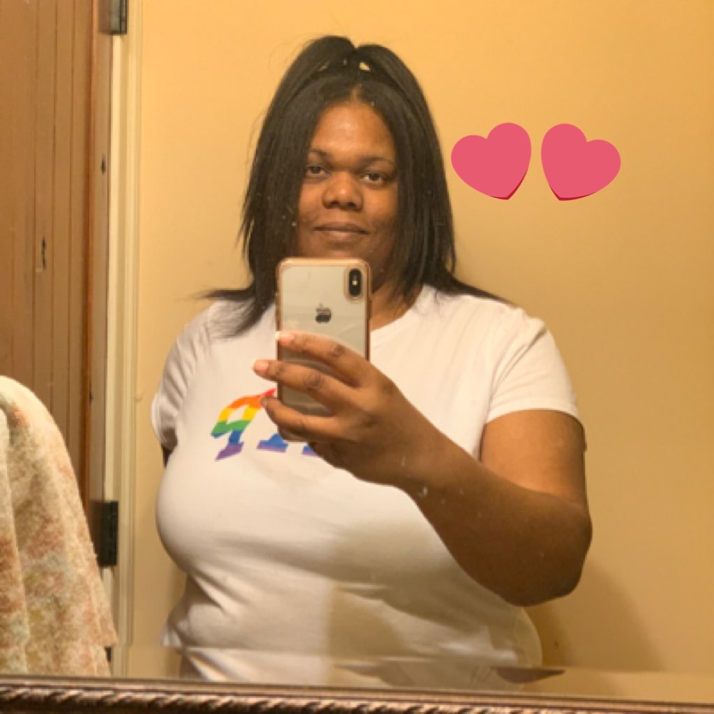 Janie64506071's profile picture. Please don’t DM me