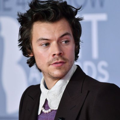 CamilaMart27182's profile picture. 