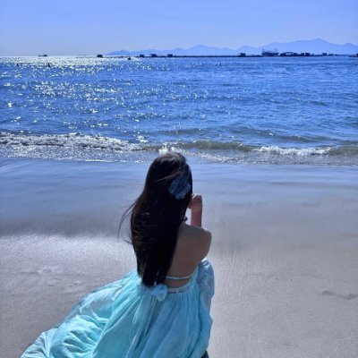 benita_delilah's profile picture. Singaporean, likes cooking / financial expert, investor   #Bitcoin