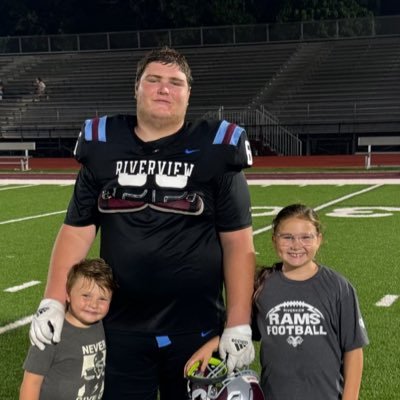 6”3 320 Center/DT Riverview high school 375 Bench 500 Phone Number 941-387-5866