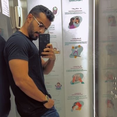 أنا خبير تقنية المعلومات والبرمجة 💻، واشتغل على تطوير بوتات تداول ذكية 📊 لتحليل الأسهم الأمريكية 📈. هدفي هو استخدام التقنية 💸 لتحقيق نتائج استثمارية متميزة