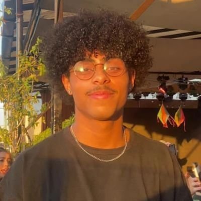 eu gosto de umas coisinhas legais aí :)
•
eu amo meus amigos s2
