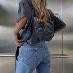 SheathearExIV's profile picture. 