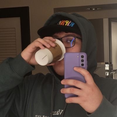 ignjos's profile picture. hola...