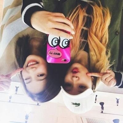 luviesstuggles's profile picture. everyone else can laugh but a reveluv can only chuckle