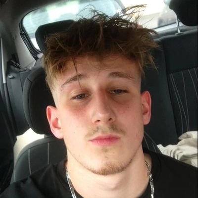 qualiev's profile picture. 