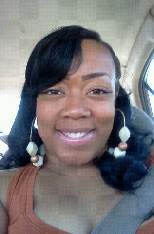 ReddMilf's profile picture. To know me is to love me, & if you don't: FUCK YOU! -Me
I'm everything YOU aspire to be...inquisitive about me? Just ask.