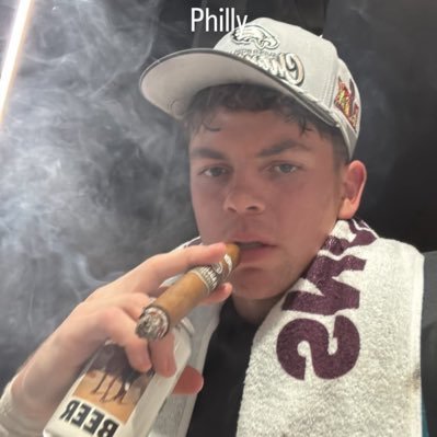 bisexual | he/him | #FlyEaglesFly | #HailState | @SuperLachierl and @Retals🐐| crickets twt account | 🇵🇸 | 🇺🇦