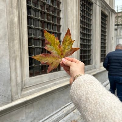 93Memeht's profile picture. سُبْحَﭑنَﷲً͜وبحَـــمّدِھِْ••سُبْحَﭑنَﷲ͜ﭑلعَظِيّــــﻣ'