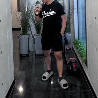 Semi-pro SG content creator • 35yo • Straight • Regularly Tested // DM TO COLLAB // https://t.co/x8J3YtyTC0