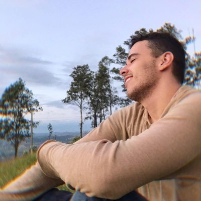 Vamos jogar tarô? Me chama no link abaixo 👇🏻