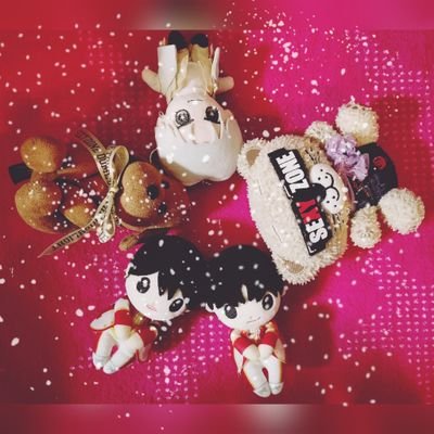 Y_u_i_3's profile picture. 風磨と健人が好き💜💙ふまけん厨💜💙
全力U:nity🪞
長年のGLAYER✨
永遠のセクラバ🌹
健人垢⇒@Yui_31324

関西在住 中学生👨&小学生U:nity👧の母
気軽に絡んで下さい!!
ルール守られてる方のみフォロバします。アンチの方🙅‍♀️
ヘッダーはゆにちゃん🌹