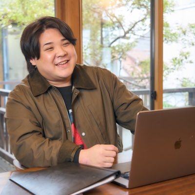 SNS・Webマーケの会社を経営しています。(一社)日本インフルエンサー連盟(一緒に仕事をしたインフルエンサー500名が登録) 副代表 (株)ボニーオンステージ(SNS・Webマーケティング会社) 取締役 ボス→@BONNIETHEBOO 【TV出演】激レアさんを連れてきた。|めんたいワイド|シリタカ|まじもん等