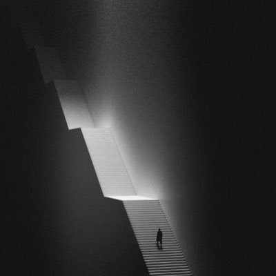 vladcatalin1131's profile picture. Jesus is the only King👑