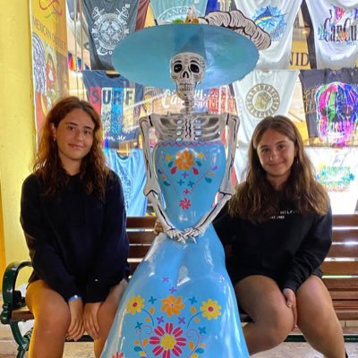 oli_mombe's profile picture. 