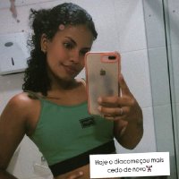 Débora (@debinhaxxx6) 's Twitter Profile