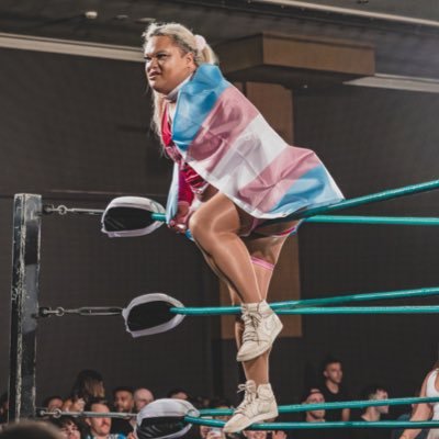 🇳🇿🇼🇸🇮🇪 She/Her. Wrestler. Author. Dancer. Blogger. Co-President of ΠΠΚ. @PWAaustralia Bookings: nikkivanblair@angelic.com 🏳️🌈🏳️⚧️