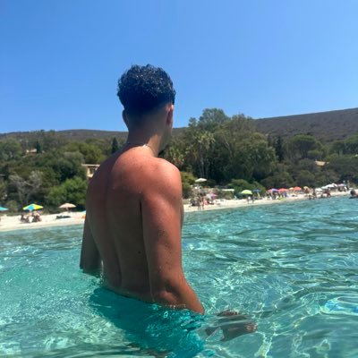 ChafRedandBlack's profile picture. | 🇲🇦 🇮🇹