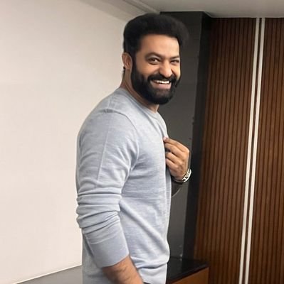 __Raava_n__'s profile picture. ..