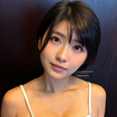 令和の峰不二子ボディ|天然Gcup | グラビアやってました | 福岡出身 | ちょっとえっちなお姉さん | INFJ | SNS苦手... |インスタ→ https://t.co/6Jprp8vZmp|ゆいのサブ→ https://t.co/tWORzo4Jgi