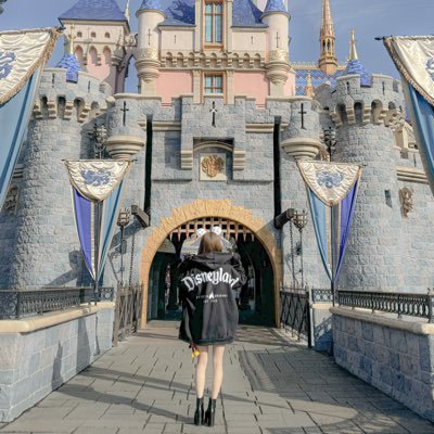 ディズニー好き♡ Amazon.co.jp: セイコークロック(Seiko Clock) 目覚まし時計