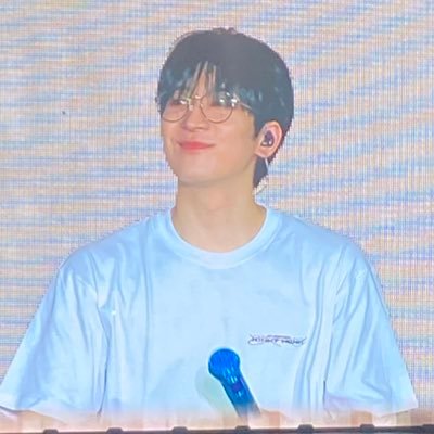 sunffloewr's profile picture. kinda ia | 🐈 jeon wonyu effortlessly cute @pledis_17