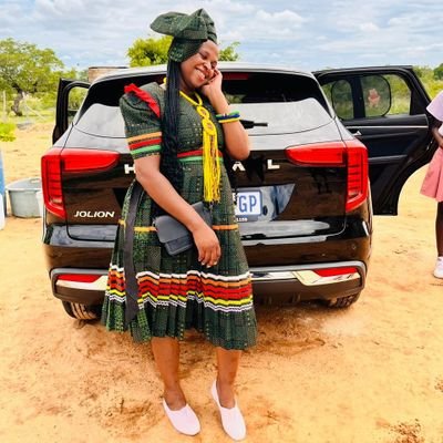 Am humbled because of your love Ooh! God.. Addicted to Spoken Word Poetry & Writter.. Opinionist.. Kaizer Chiefs Diehard Fan ✌.. Chelsea Fan..💙