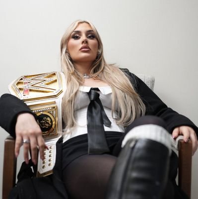 tiffstrattoneww's profile picture. WWE superstar ⭐️ I do it all 💅
