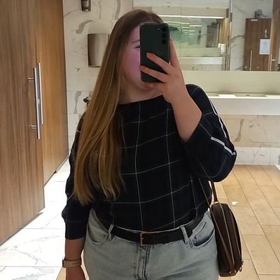 Une dieteticienne 2.0 ☀️🥞
Amoureuse et piquée 💘
Positive attitude 🌸