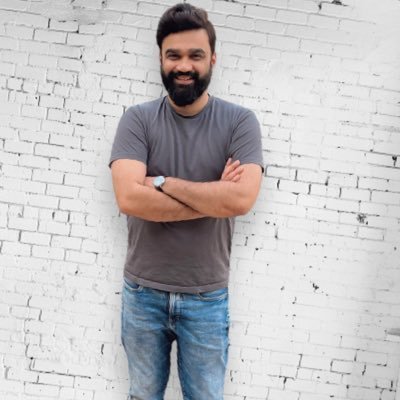 Marketing professional. A Formula 1 fanatic & will love racing/speed till eternity. A die-hard lover and devotee of #PearlJam. Photographer. Bass guitar addict!