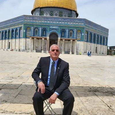 قومي عروبي مناضل .... فلسطيني الهويه والموطن مسلم الديانه ....
اعشق كويت العرووبه اعشق العراق وليبيا والسعوديه وكل وطني العربي ----
اكره الجغرافيا السياسيه .